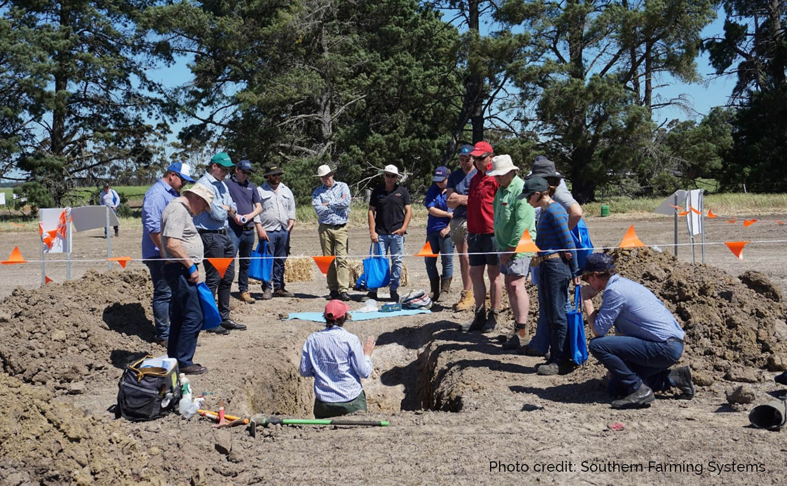 Southern Farming Systems engaging farmers at an event (Credit SFS)